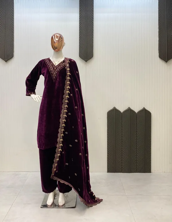 Women's_pakistani_suits
