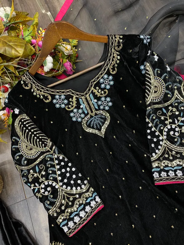Women's_pakistani_suits_FOR_THIS_WINTER_SEASON_WEAR_VELVET_CORDING_SEQUENCE_EMBROIDERY_WORK_SUIT_WITH_DUPATTA*