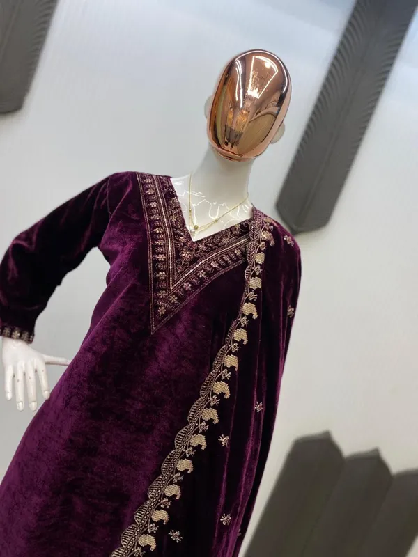 Women's_pakistani_suits