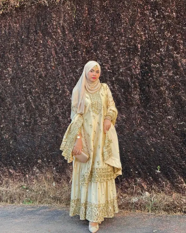 Off_White_Chinon_Silk_Suit_Set_For_Women