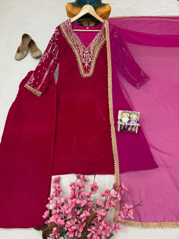 Women's_party_wear_outfit