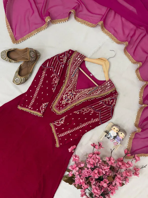 Women's_party_wear_outfit