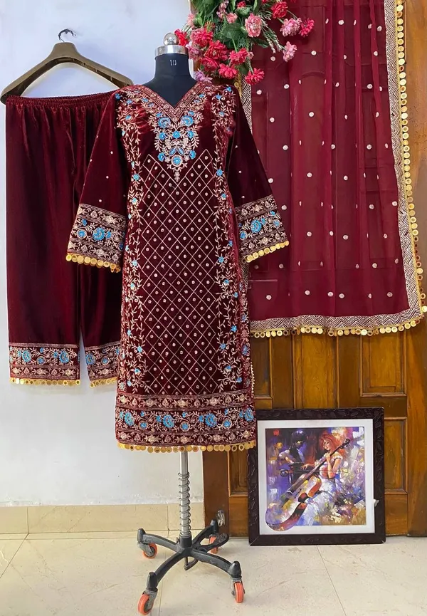 Red_Georgette_Suit_Set_For_Women