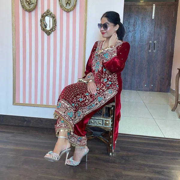 Red_Georgette_Suit_Set_For_Women
