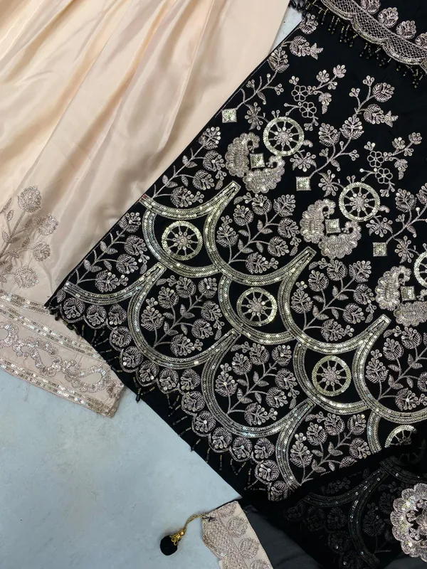 Women's_trending_marriage_wear