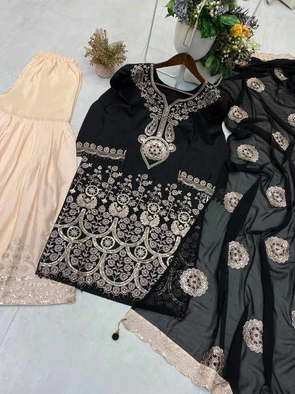 Women's_trending_marriage_wear