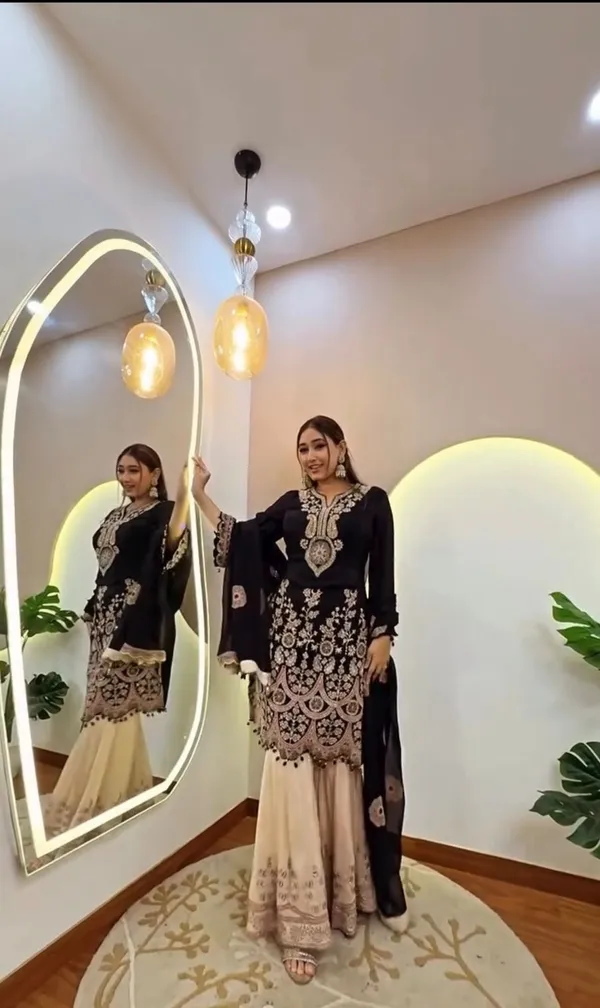 Women's_trending_marriage_wear