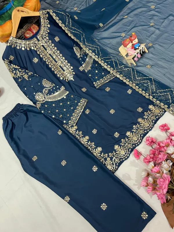 Blue_Georgette_Kurta_Set_For_Women