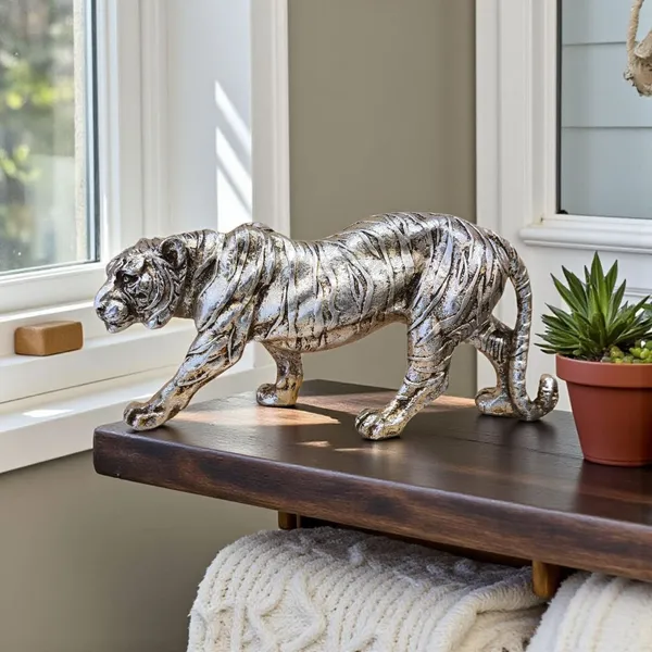 Multicolor_Resin,Table_Silver_Lion