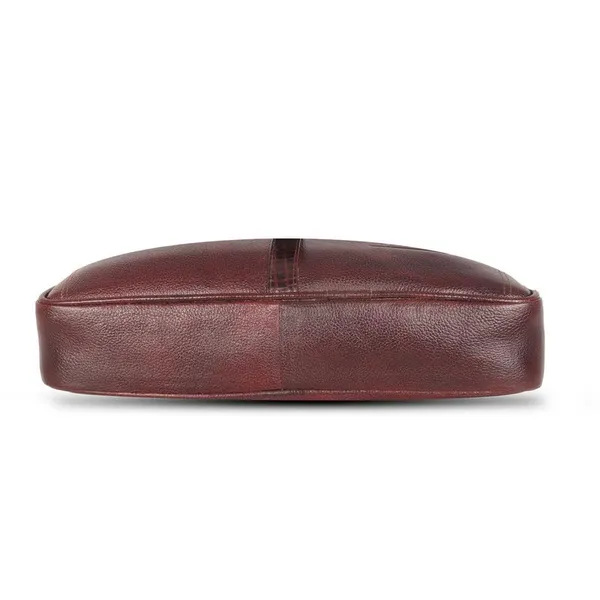 Brown_Sophisticated_Leather_Laptop_Messenger_Bag_For_Men
