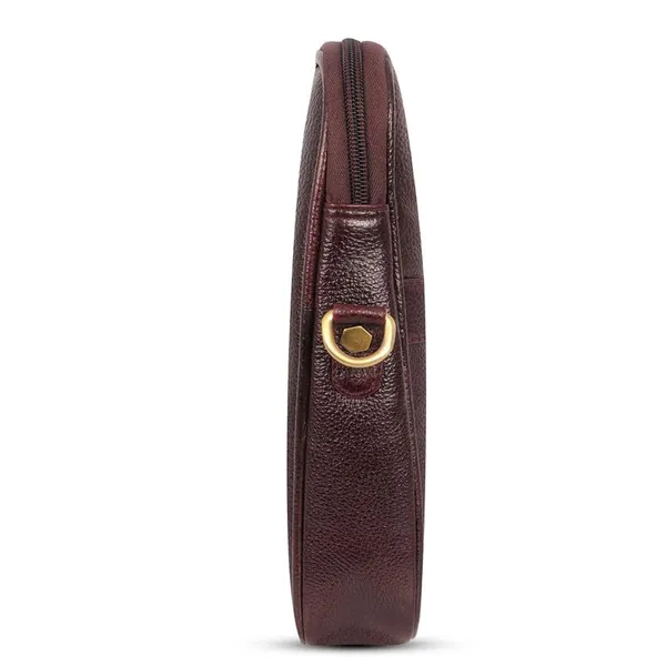 Brown_Elegant_Leather_Laptop_Messenger_Bag_For_Men
