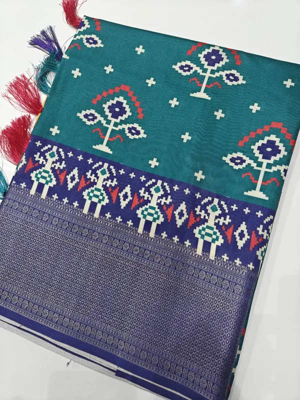 Blue_Cotton_Silk_Printed_Hand_Batik_Pure_Regular_Saree_For_Women