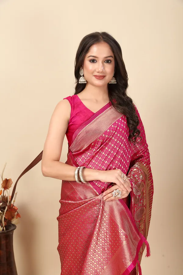 Pink_Art_Silk_&_Jacquard_Woven_Banarasi_Pure_Regular_Saree_For_Women