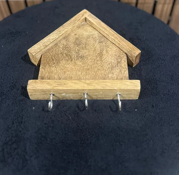 Brown_Premium_Quality_Wood_Key_Holder_(3_Hooks)