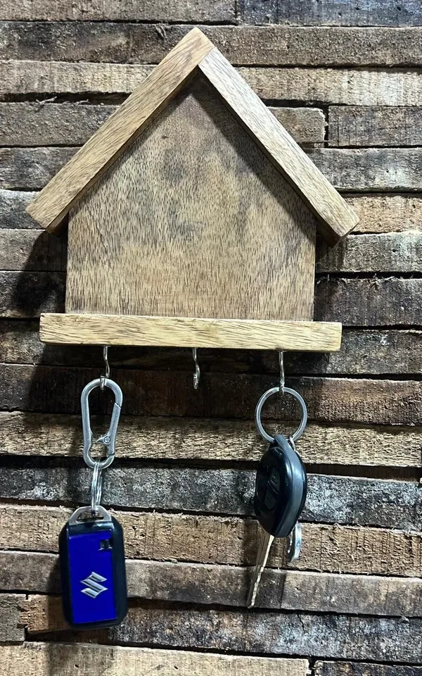 Brown_Premium_Quality_Wood_Key_Holder_(3_Hooks)