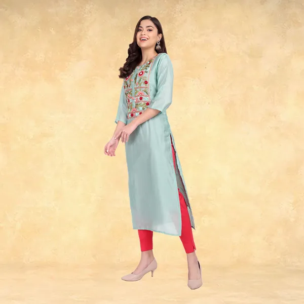 Aqua_Blue_Muslin_Hand_Embroidered_Kurta_with_Organza_Dupatta