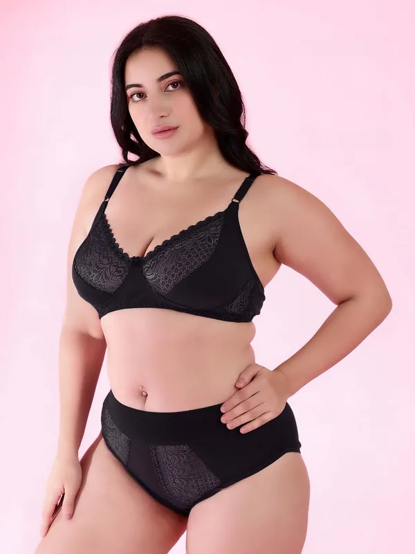 Black_Lace_Bralette_&_High_Waist_Lingerie_Set