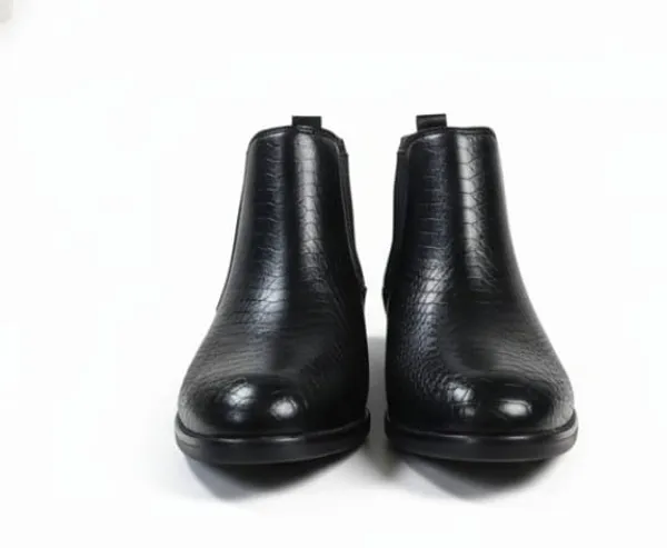 Textured_Black_Chelsea_Boot