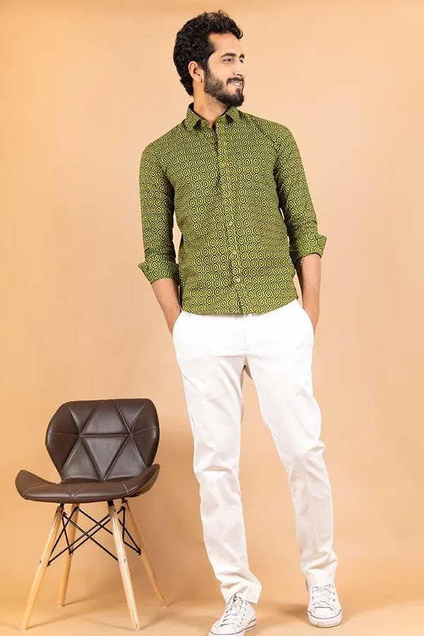 Men's_Pure_Cotton_Green_Geomatric_Printed_Full_Sleeve_Slim_Fit_Shirt_-_Doriyan