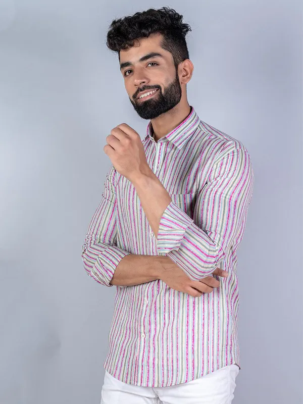 Men's_Regular_Fit_Multi_Stripe_Cotton_Button_Down_Full_Sleeve_Slim_Fit_Shirt_-_Doriyan