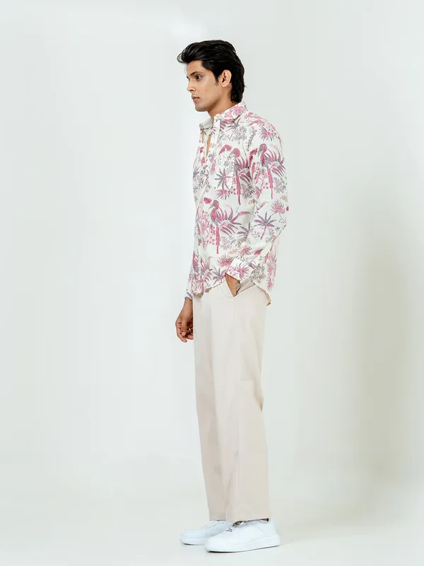 Men's_Pure_Cotton_Light_Pink_Bird_And_Floral_Printed_Full_Sleeve_Slim_Fit_Shirt_-_Doriyan