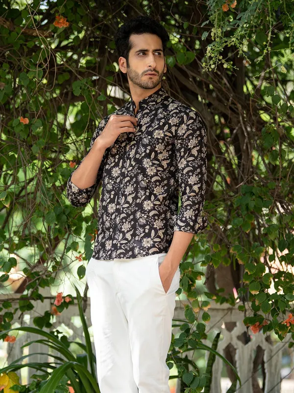 Men's_Cotton_Black_Floral_Printed_Full_Sleeve_Slim_Fit_Shirt_-_Doriyan
