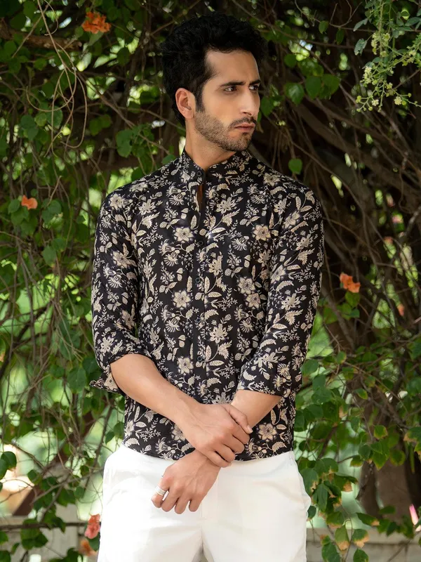 Men's_Cotton_Black_Floral_Printed_Full_Sleeve_Slim_Fit_Shirt_-_Doriyan