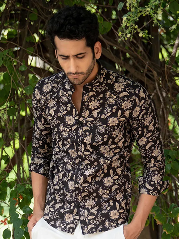 Men's_Cotton_Black_Floral_Printed_Full_Sleeve_Slim_Fit_Shirt_-_Doriyan