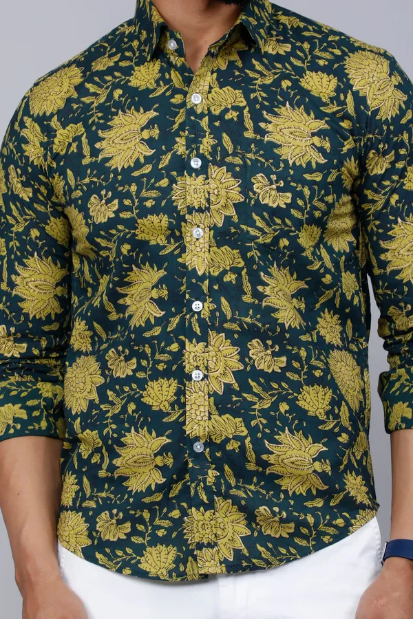 Men's_Cotton_Printed_Full_Sleeve_Slim_Fit_Spread_Neck_Green_Shirt_-_Doriyan