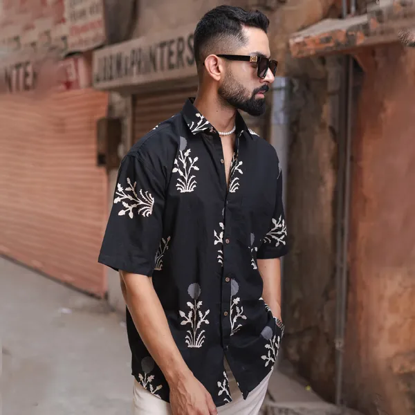 Men's_Black_Floral_Printed_Half_Sleeve_Slim_Fit_Shirt_-_Doriyan
