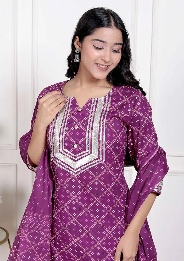 Doriyan_Magenta_Embroidered_cotton_Kurta_with_Palazzo_and_Dupatta
