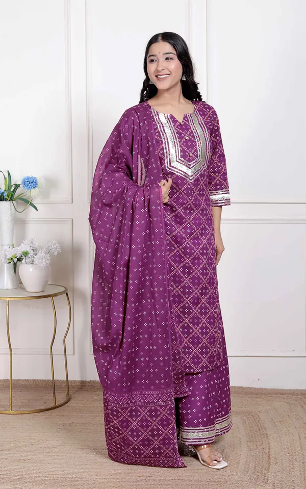 Doriyan_Magenta_Embroidered_cotton_Kurta_with_Palazzo_and_Dupatta