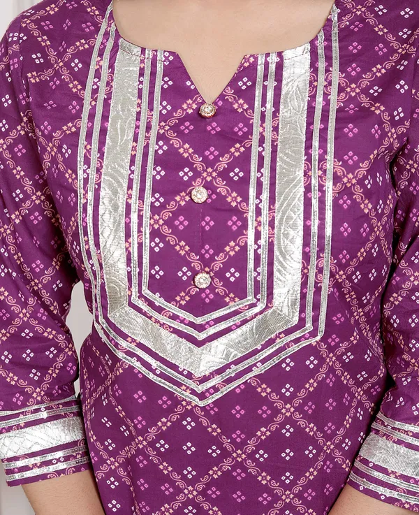 Doriyan_Women_cotton_Magenta_gota_work_Kurta_with_Flared_Palazzo