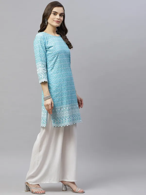 Doriyan_Womens_Blue_Ethnic_Motifs_Embroidered_Chikankari_Straight_Kurti