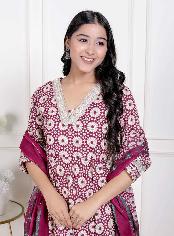 Doriyan_Women's_Cream_Embroidered_Cotton_Anarkali_Kurta_and_Dupatta