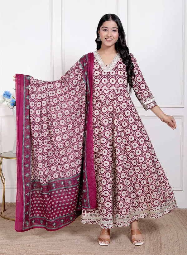 Doriyan_Women's_Cream_Embroidered_Cotton_Anarkali_Kurta_and_Dupatta