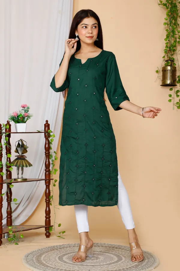 Doriyan_Womens_Green_Embroidered_Straight_Kurti