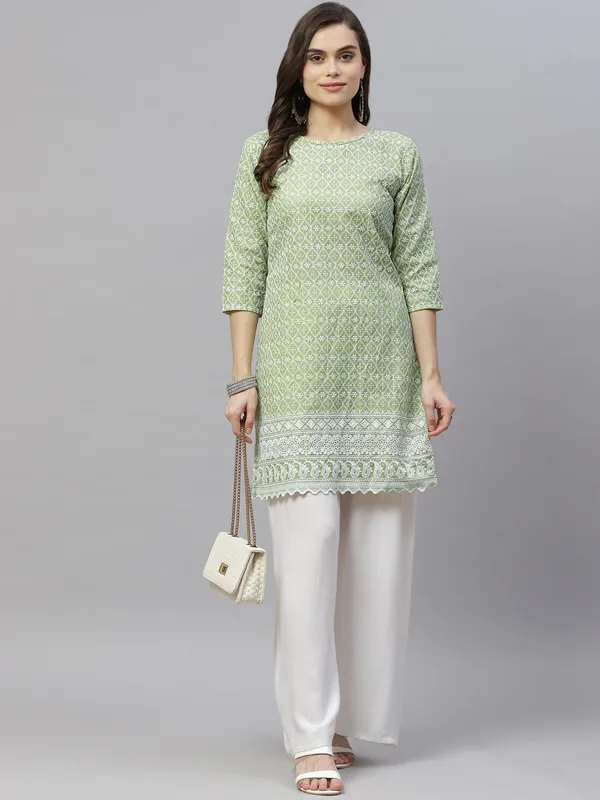 Doriyan_Womens_Green_Ethnic_Motifs_Embroidered_Chikankari_Straight_Kurti