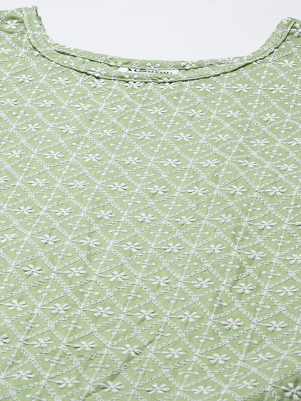 Doriyan_Womens_Green_Ethnic_Motifs_Embroidered_Chikankari_Straight_Kurti
