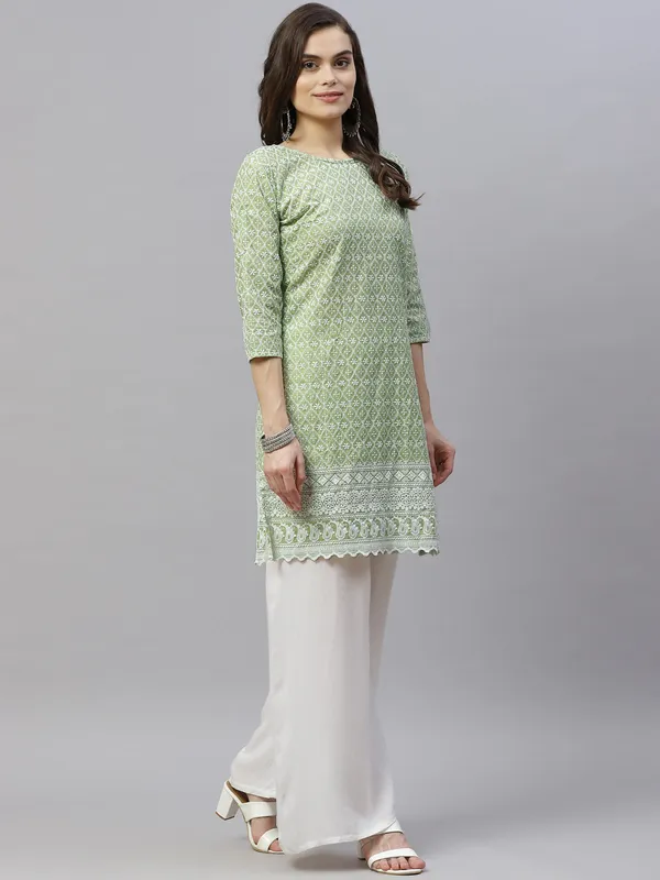 Doriyan_Womens_Green_Ethnic_Motifs_Embroidered_Chikankari_Straight_Kurti
