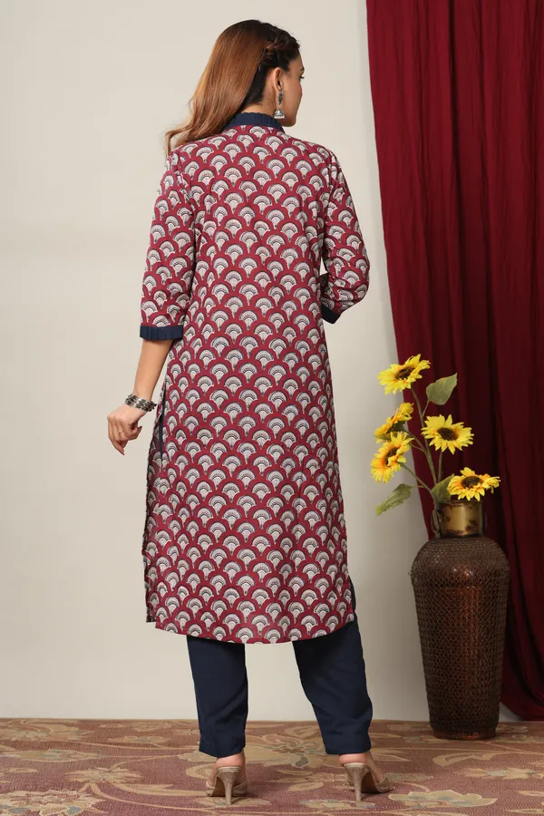 Doriyan_Womens_Maroon_&_Navy_Blue_Printed_Pure_Cotton_Kurti