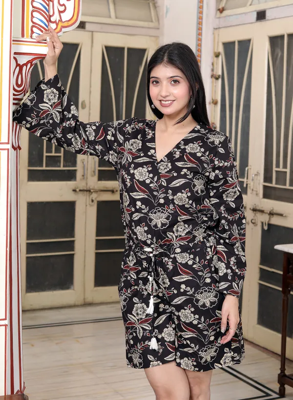 Doriyan_Womens_Multi_Pure_Cotton_Floral_Printed_V_Neck_Long_Sleeves_Jumpsuit