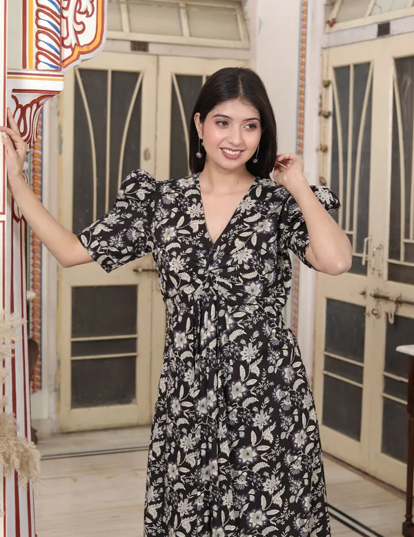 Doriyan_Womens_Pleated_Puff_Sleeve_Floral_Pure_Cotton_Black_And_White_Butterfly_Maxi_Dress