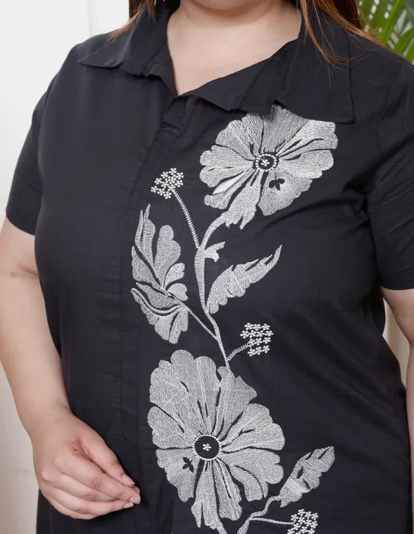 Doriyan_Womens_Plus_Size_Black_Pure_Cotton_Floral_Embroidered_High_Low_Co-Ord_Set