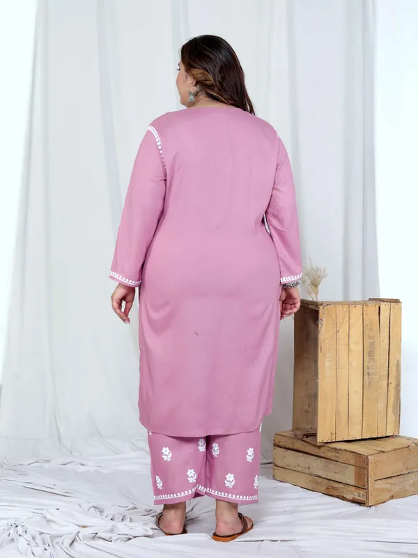 Doriyan_Womens_Plus_Size_Chikankari_Embroidery_Pink_Straight_Kurta_And_Palazzo_Set
