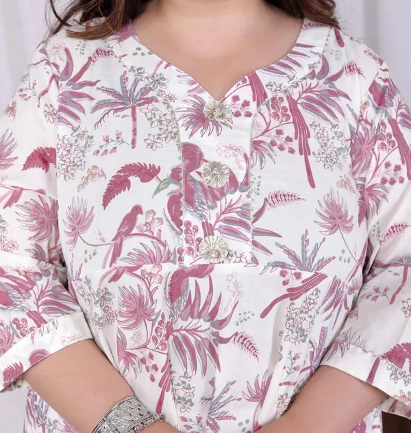 Doriyaaan_Women's_Plus_Size_Pink_Cotton_Gota_and_Lace_Border_Birds_and_Leaf_Floral_Printed_Anarkali_Kurta