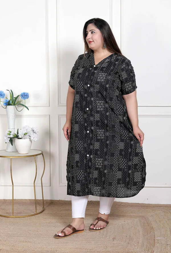 Doriyaaan_WOMENS_Plus_Size_Pure_Cotton_Black_Floral_Printed_Front_Button_A-Line_Kurta