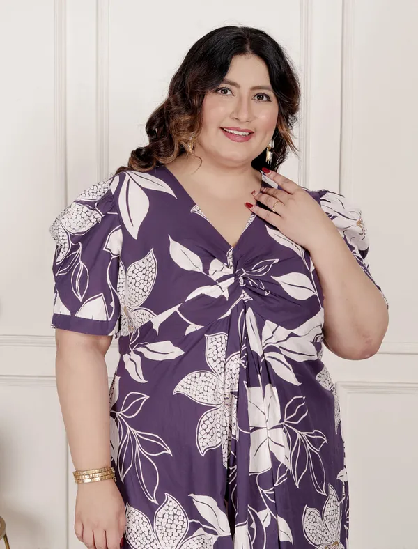 Doriyan_Womens_Plus_Size_Purple_Pleated_Puff_Sleeve_Floral_Pure_Cotton_Butterfly_Middi_Dress