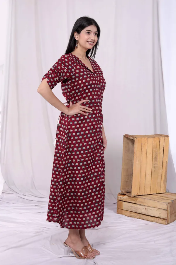 Doriyaaan_Womens_Relaxed_Fit_Red_Floral_Printed_A-Line_Pure_Cotton_Midi_Dress