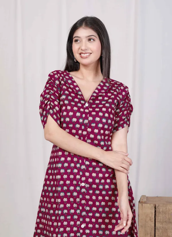Doriyaaan_Womens_Relaxed_Fit_Red_Floral_Printed_A-Line_Pure_Cotton_Midi_Dress